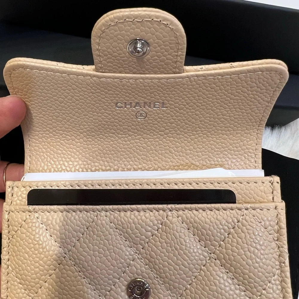 BNWT CHANEL CLASSIC FLAP CARD HOLDER - Picture 5 of 13